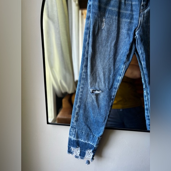 HUDSON | Jessi relaxed boyfriend Jean cropped | labeled size 24 - Picture 8 of 10